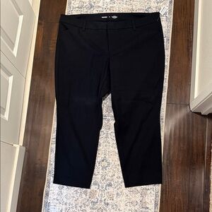 Old Navy Pixie Skinny Pants
